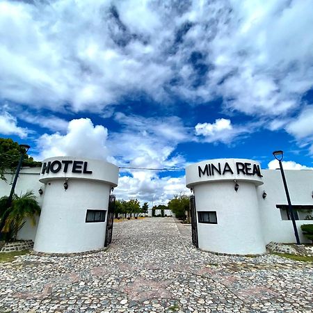 Hotel Mina Real Cedral Exteriör bild